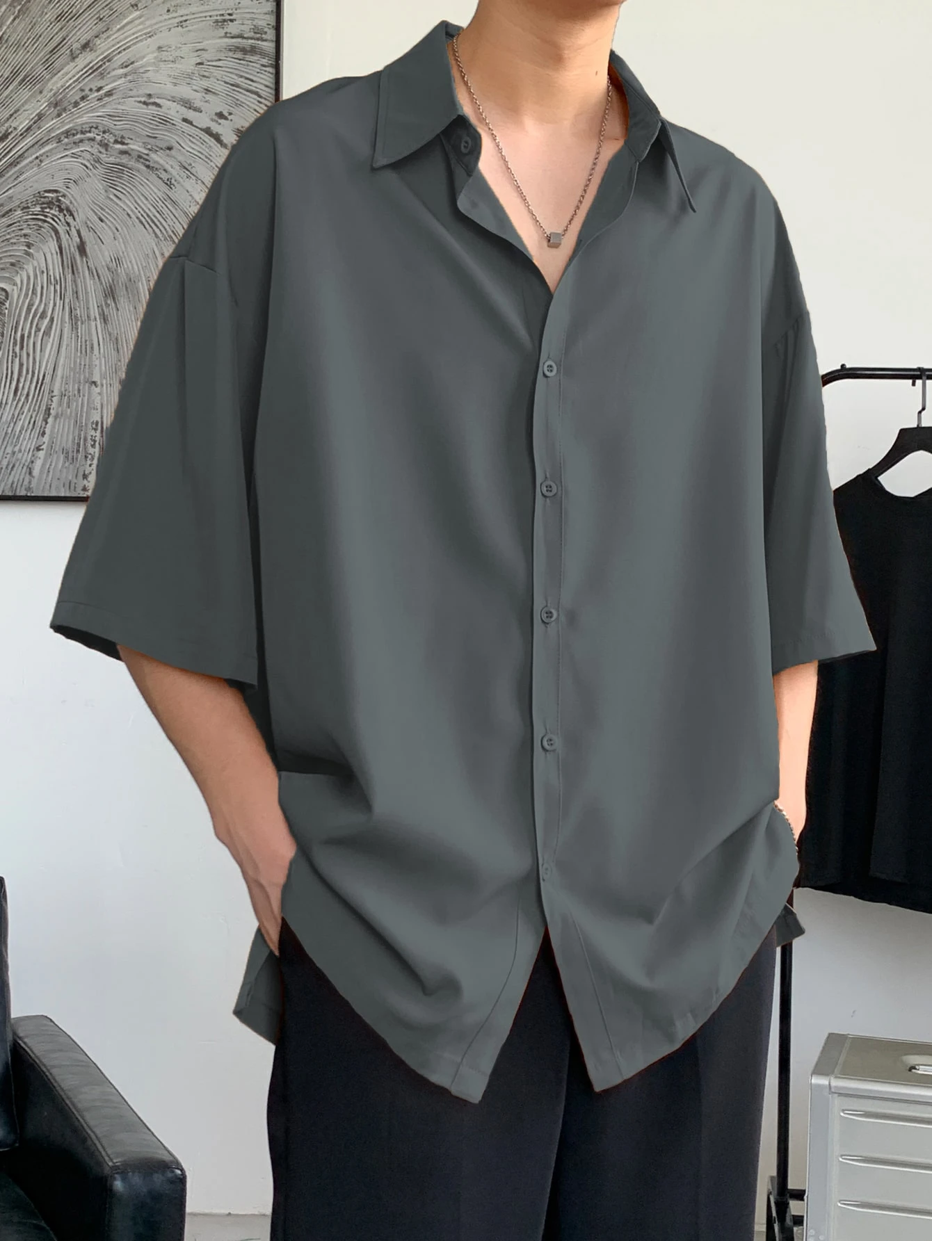 Manfinity Hypemode Manfinity Homme Men's Charcoal Gray Short Sleeve Button-Down Shirt,Casual Loose Fit Lapel Collar Top For Summer,City Break Streetwear Fashion Blouse, Formal
