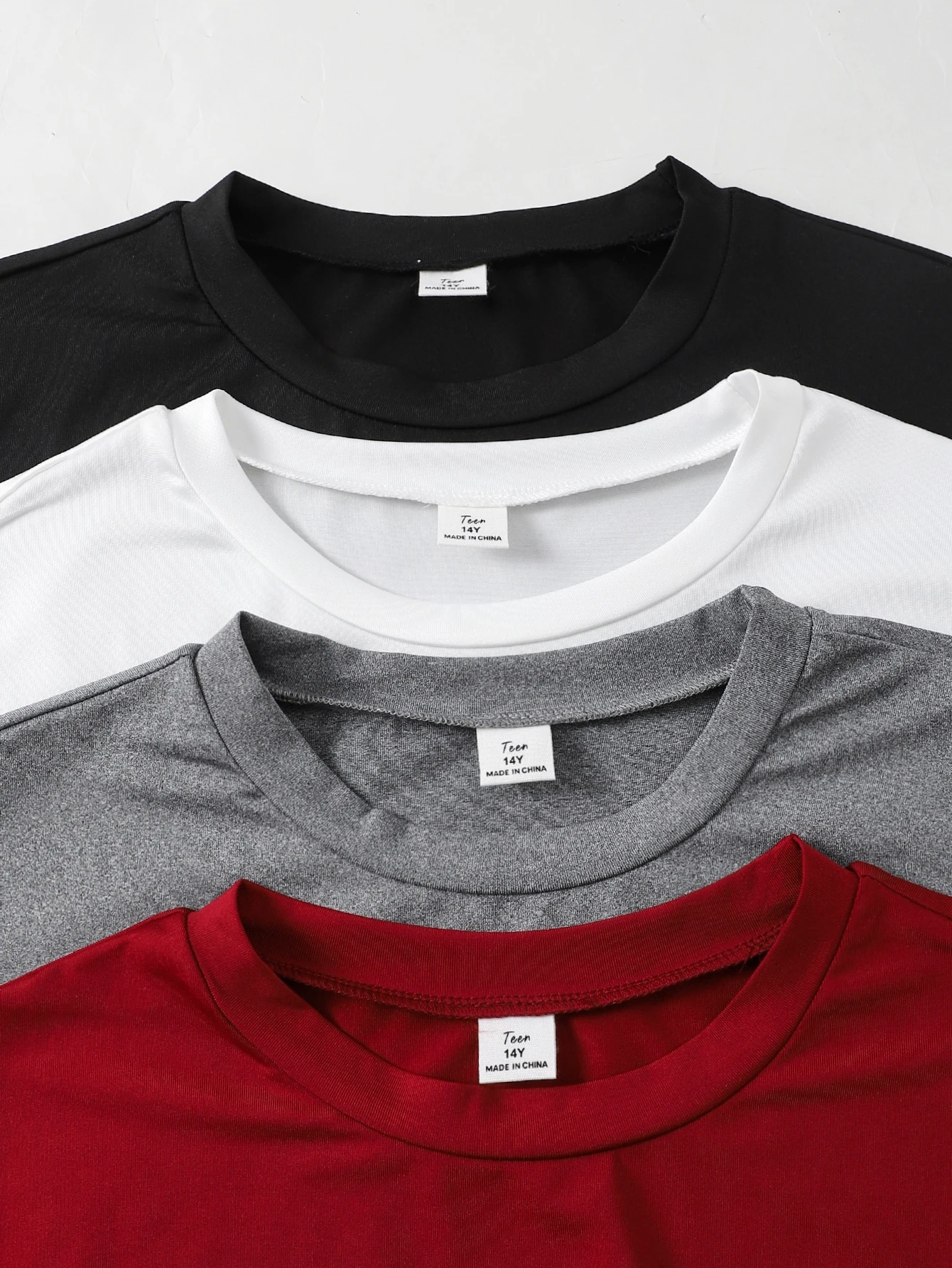SHEIN 4pcs/Set Boys' Round Neck Short Sleeve T-Shirts, Casual Cute Teen Streetwear Baggy Sixth Form Beach Black White Grey Red Summer